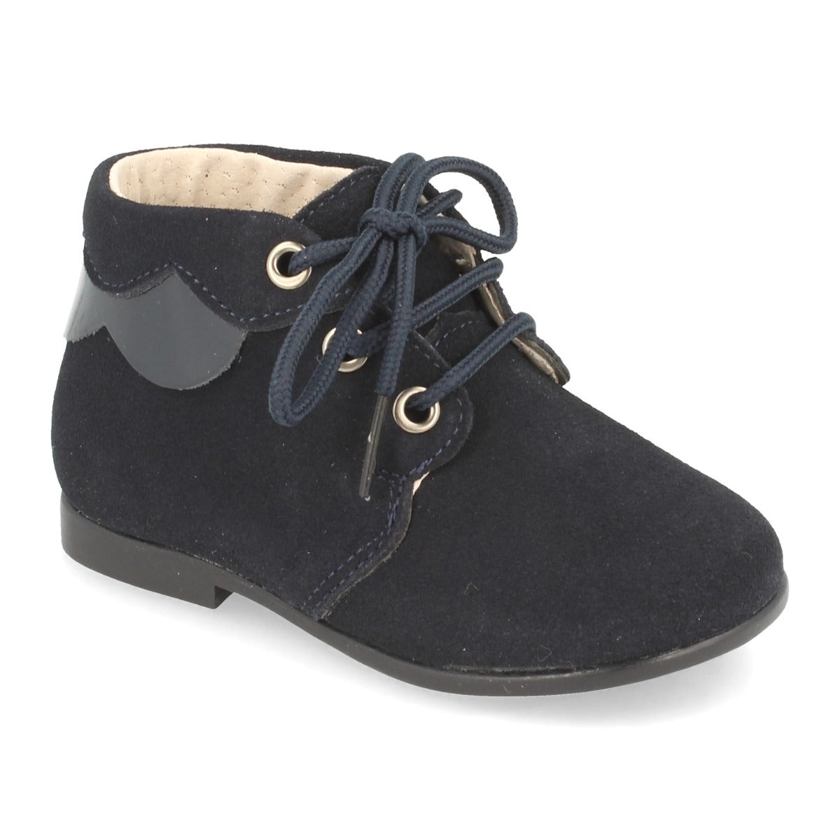 Girl's Flat Shoe with Leather and Laces